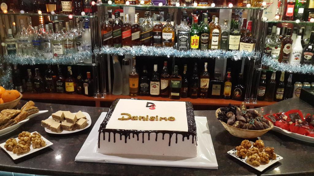 Danisimo Hotel Tbilisi Buitenkant foto